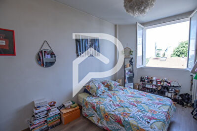 Appartement Clamart 2 pièce(s) 33 m2 CLAMART photo 3