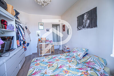 Appartement Clamart 2 pièce(s) 33 m2 CLAMART photo 4