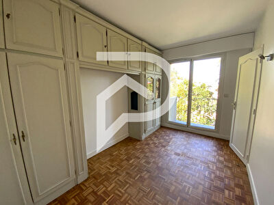 Appartement Clamart 2 pièce(s) 38.05 m2 CLAMART photo 2
