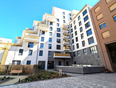 BOBIGNY / CANAL DE L'OURCQ !