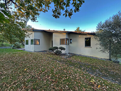 Maison d'architecte de 5 pièces 160 m2
