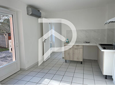 Appartement Cuisy 1 pièce 32,12 m2