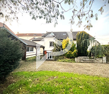 Pavillon traditionnel 195 M² PENCHARD