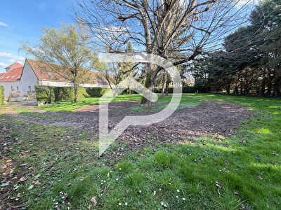 Appartement  5 pièce(s) 116 m2 MEAUX 10 Km -