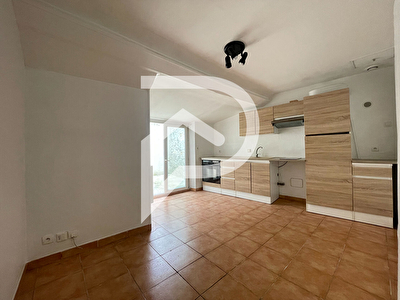 Appartement Nanteuil Le Haudouin 2 pièce(s)