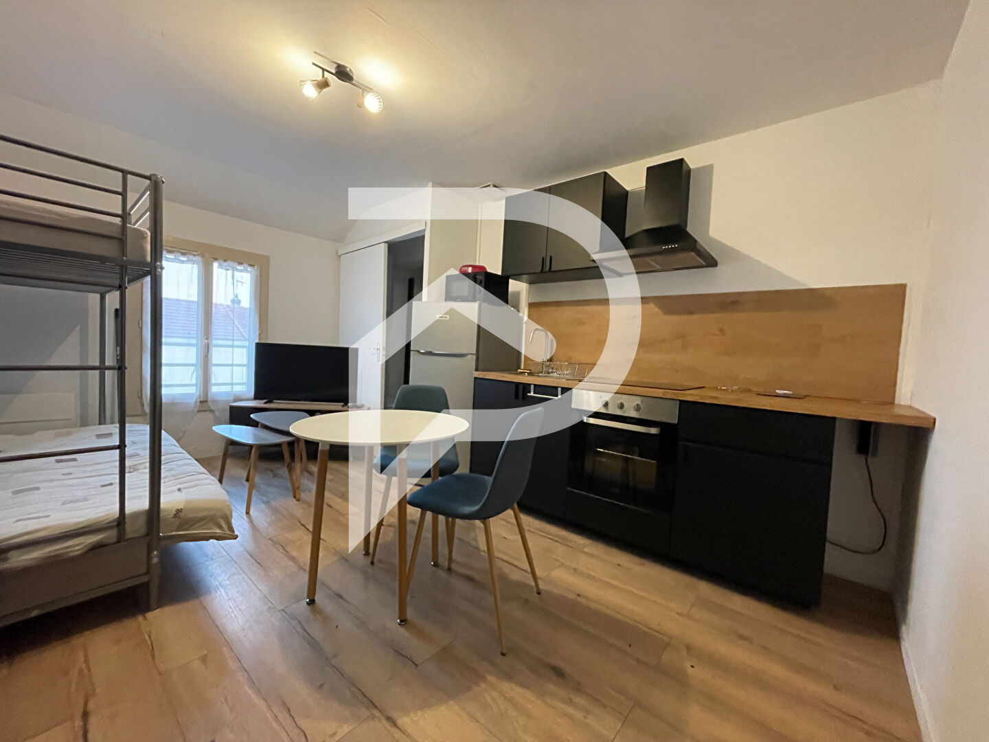 Photo du bien : Appartement 1 pièce 16.68 m2