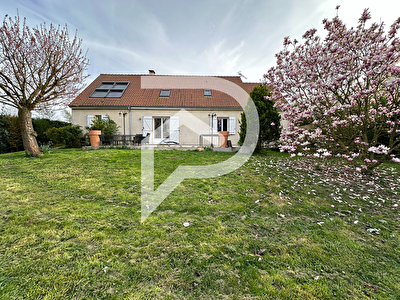 Maison  7 pièce(s) 145 m2