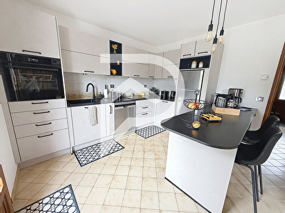 Maison 5mn de ST MARD 5 pièce(s) 135 m2