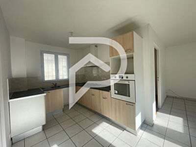 APPARTEMENT ROSOY EN MULTIEN - 2 pièce(s) - 41 m2