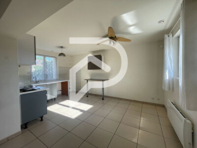 Maison- Plain Pied - Rosoy En Multien 3 pièce(s) 65 m2