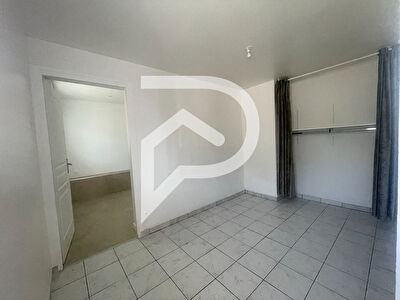 Appartement Cuisy 2 pièce(s) 32,62 m2