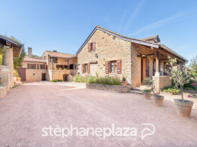 ensemble 2 Maisons 150M-81M Donzy Le Pertuis 7 pièces 181 m2