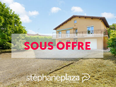 Maison à Senozan 6 pièces - 4 Chambres