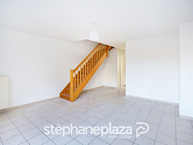 Appartement avec Terrasse et Stationnement à Macon 3 pièces 60 m2