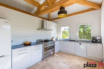 Chateau-Gombert Marseille 13013 - Magnifique villa T6 Quartier résidentiel