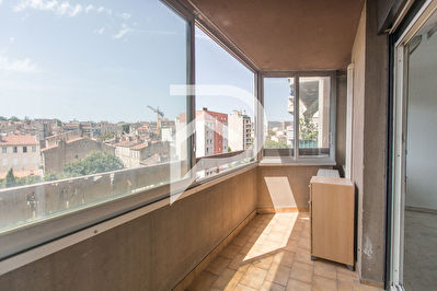Appartement Marseille 13004 4 pièce(s) 85 m2 avec Box