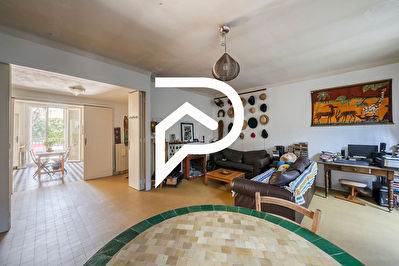 Esplanade de la Tourette-Marseille 13002-Appartement  Pouillon 4 pièce(s) 100 m2+ terrasse 80 m², vue mer, mucem et major