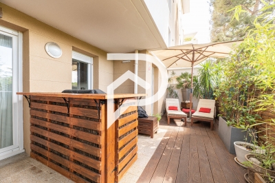 A vendre Appartement T2 de 47m2 avec terrasse de 30m2 RDJ  Marseille 13009 BONNEVEINNE