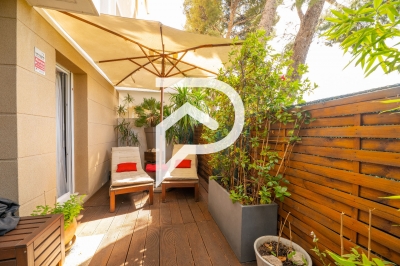 A vendre Appartement T2 de 47m2 avec terrasse de 30m2 RDJ  Marseille 13009 BONNEVEINNE