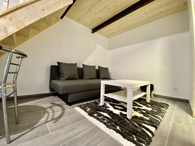 STUDIO MEUBLE 17m² -MARSEILLE-13016