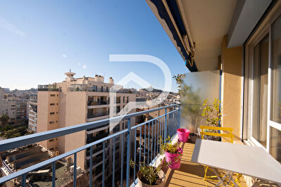 Appartement Marseille 3 pièce(s) 66 m2 + Box (en supplement)