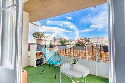 Appartement 9e Arrondissement 4 pièce(s) 74 m2