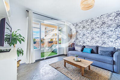 Appartement 9e Arrondissement 4 pièce(s) 74 m2