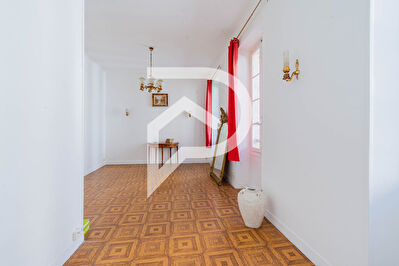 SAINT LAMBERT MARSEILLE 13007 - T2/T3 - 45 m2 + CAVE