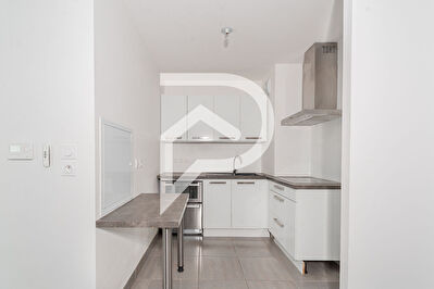 T2 44.87 m2 - LES CATALANS 13007 MARSEILLE + en sus place de parking en sous sousl