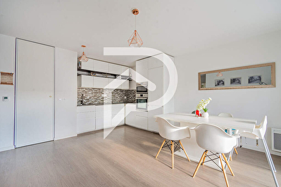 Appartement 3 Pièces Terrasse 25m2  Marseille 13009