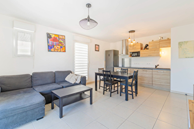 A VENDRE - 13010 Marseille - Appartement T3 60m2 -  grande terrasse