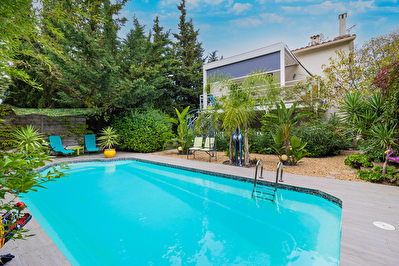 Maison 7 Pièces 165m2 Marseille 13009