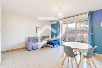 Appartement Marseille - 3 pièce(s) - 59,19 m2 - avec sa superbe terrasse de 10,83 m2