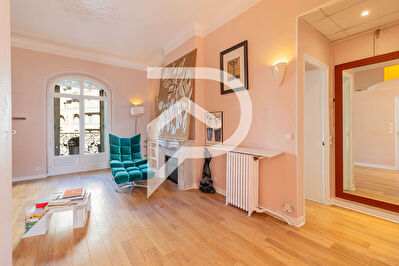 APPARTEMENT DE TYPE 5 BD PERIER CARRE D'OR  MARSEILLE 13008