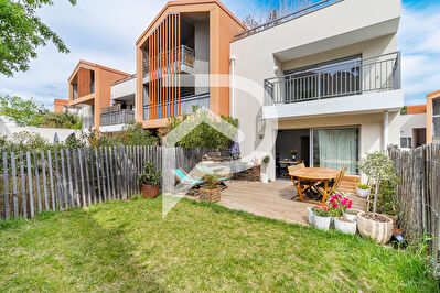 Appartement Marseille 12ème 3 pièces 61 m2 en Rez de Jardin