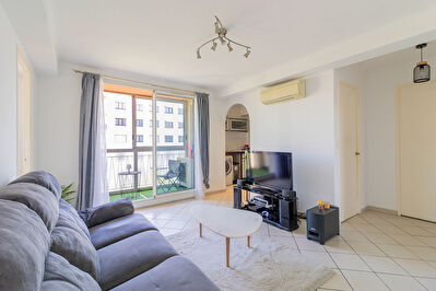 Appartement Marseille - 3 pièce(s) - 50 m2 + loggia