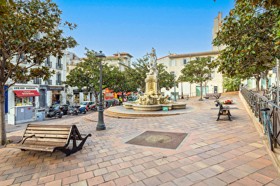 Appartement Marseille 1 pièce(s) 37 m2