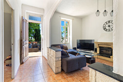 Maison 7 pièces sur 800m2 parcelle 13015 Marseille