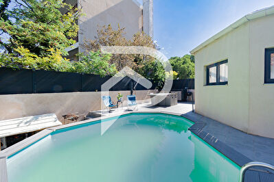 Maison 5 Pièces 120m2  Piscine - MARSEILLE 13010