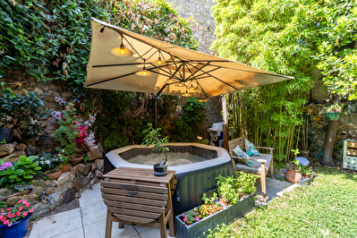 MAISON LES CHARTREUX 13004 MARSEILLE 5 pièce(s) 170 m2 JARDIN ET GARAGE