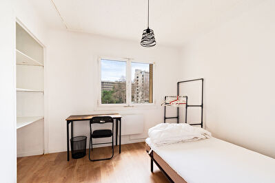 Appartement Marseille 4 pièces 64.43 m2 MEUBLÉ