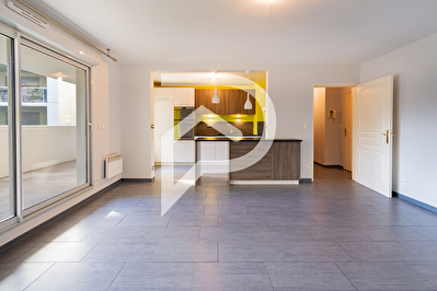 Appartement Marseille 4 pièce(s) 86.83 m2 MAJOR-JOLIETTE