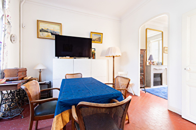 MAISON DE CARACTÈRE T4 AVEC GARAGE , CAVE ET TERRASSE