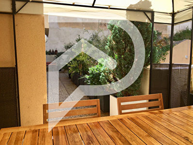 TELLENE - ROUCAS BLANC 13007 MARSEILLE Appartement TYPE 4 Terrasse - 1 BOX-GARAGES