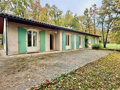 Charmant pavillon 5 chambres avec dépendance