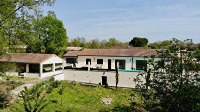 Maison Trois Palis 6 pièce(s) 146 m2