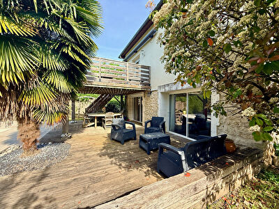Maison Angoulême 7 pièce(s) 147 m2