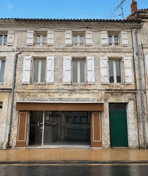 Photo du bien : Immeuble 6 pièces 192 m2