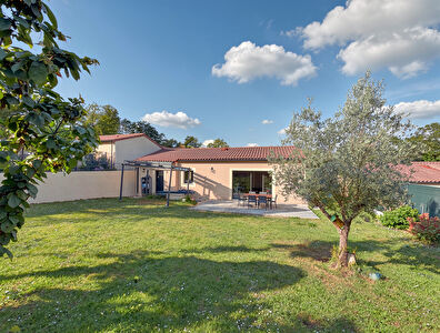 Maison Puymoyen 6 pièce(s) 113 m2