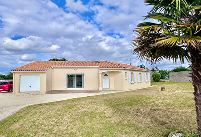 Maison Champniers 5 pièce(s) 105 m2